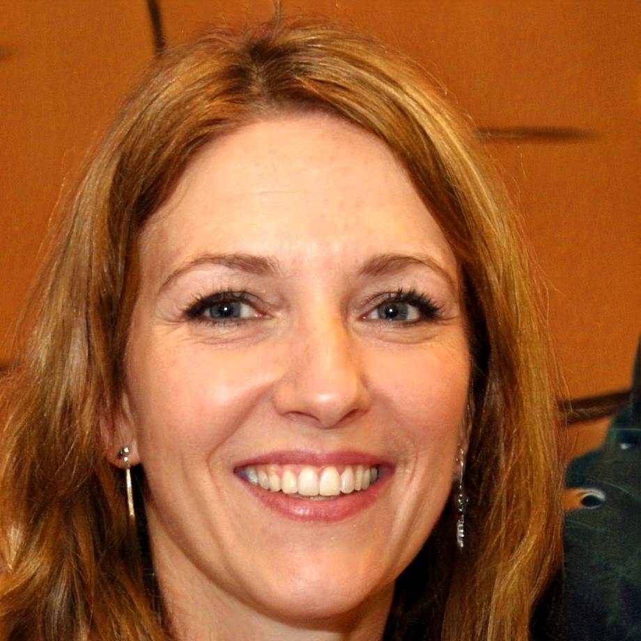 Sarah Hoffmann, Finanzexpertin